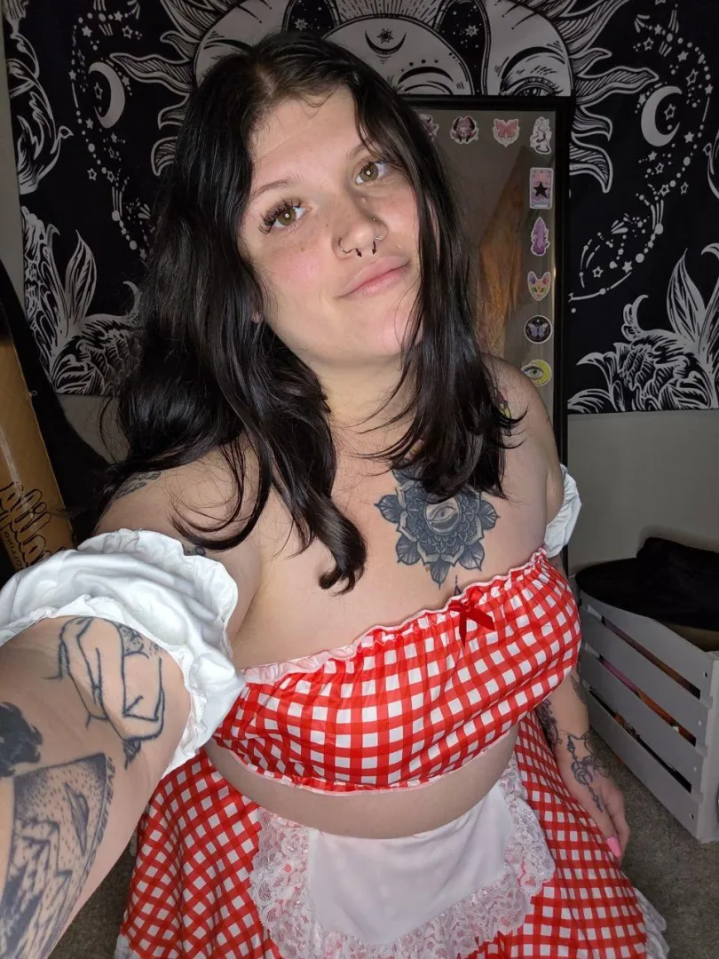 Shadows suit me posted by cannakweeen