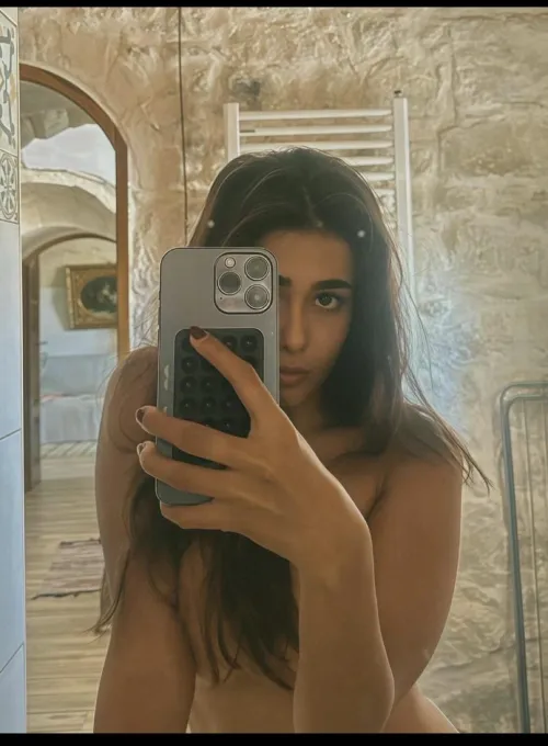 Shalini Pandey by gaurav_gupt2224