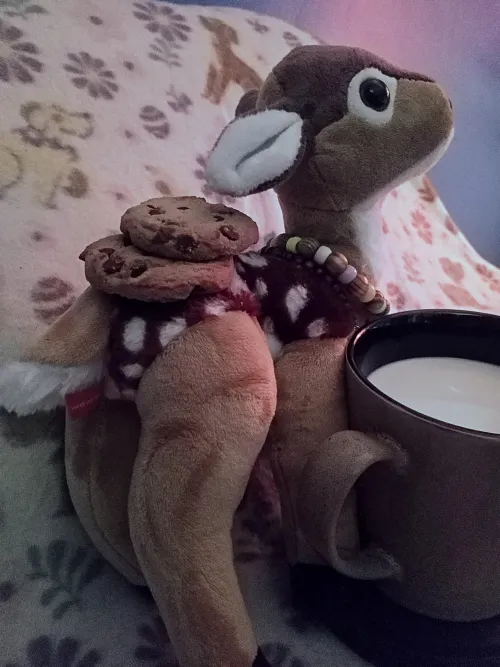 Sharing~ by plushiepetals