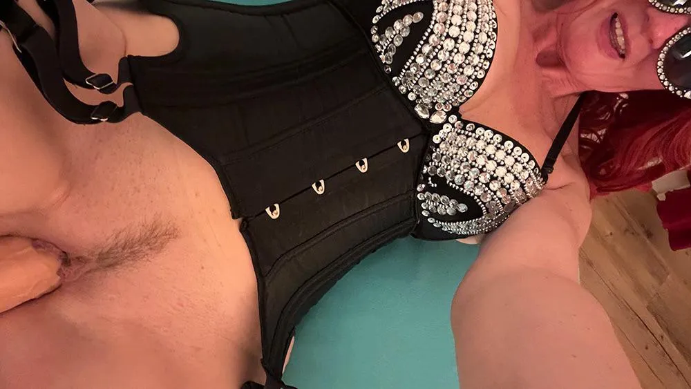 She loves it so much. Would you fuck her? posted by Laura_HH_X