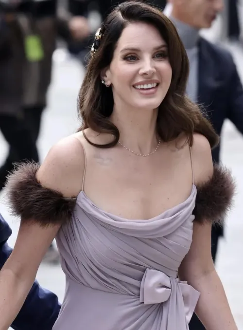 She's pure beauty by cordytresdos