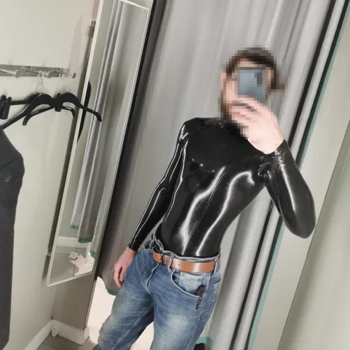 Shopping in latex catsuit by ThatLTXman_