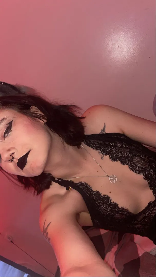 Short and Breedable <3 posted by Hennessy-Starr