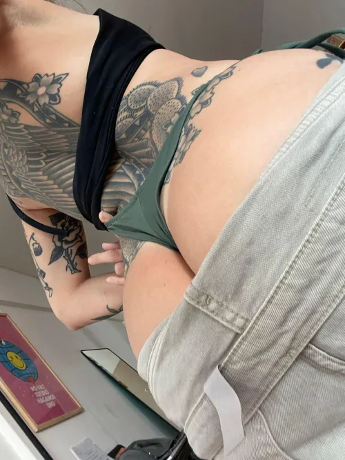 Should I always sit like this? by Vegan_creampie