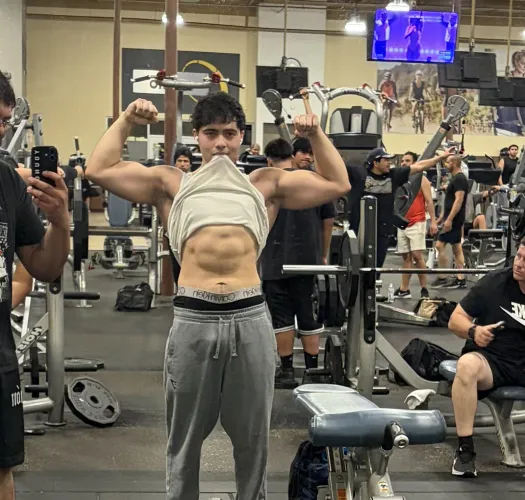 Should I bulk or cut? 180lbs 5’9 by Thundderpec
