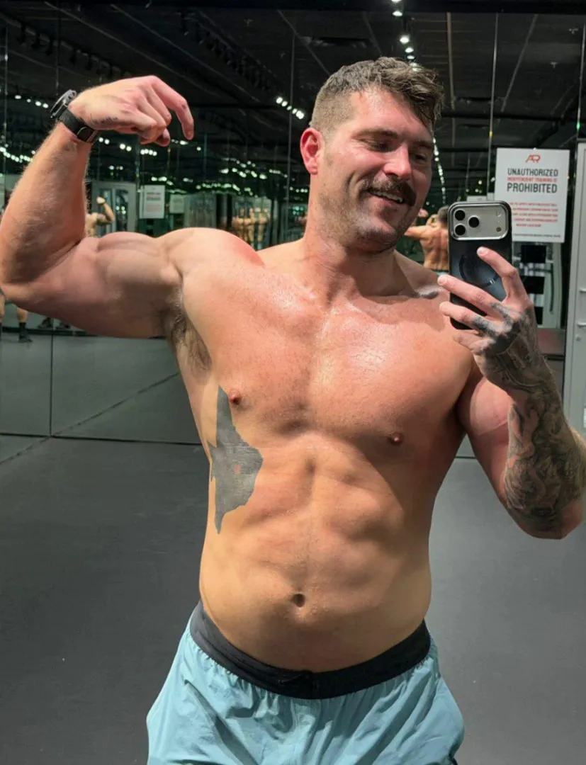 Should I keep the arm up or make you earn it posted by jellyscream