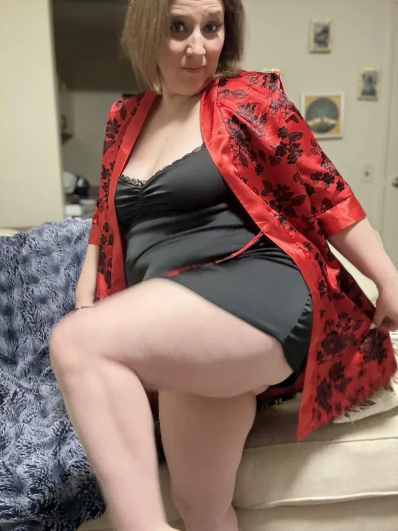 Should I shake it for Reddit posted by havana_mirage