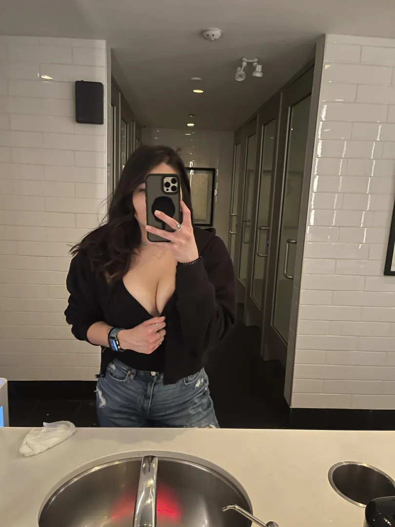 should the shirt just come off? posted by GreyBat689