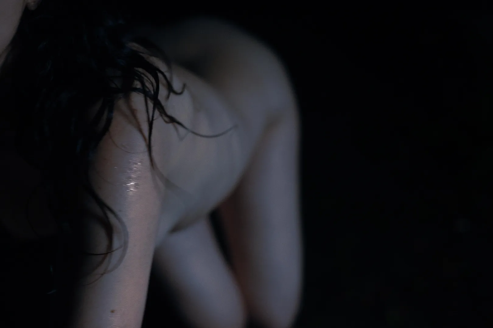 Shouldn't you follow the light ? - self shoot posted by luna_plushy