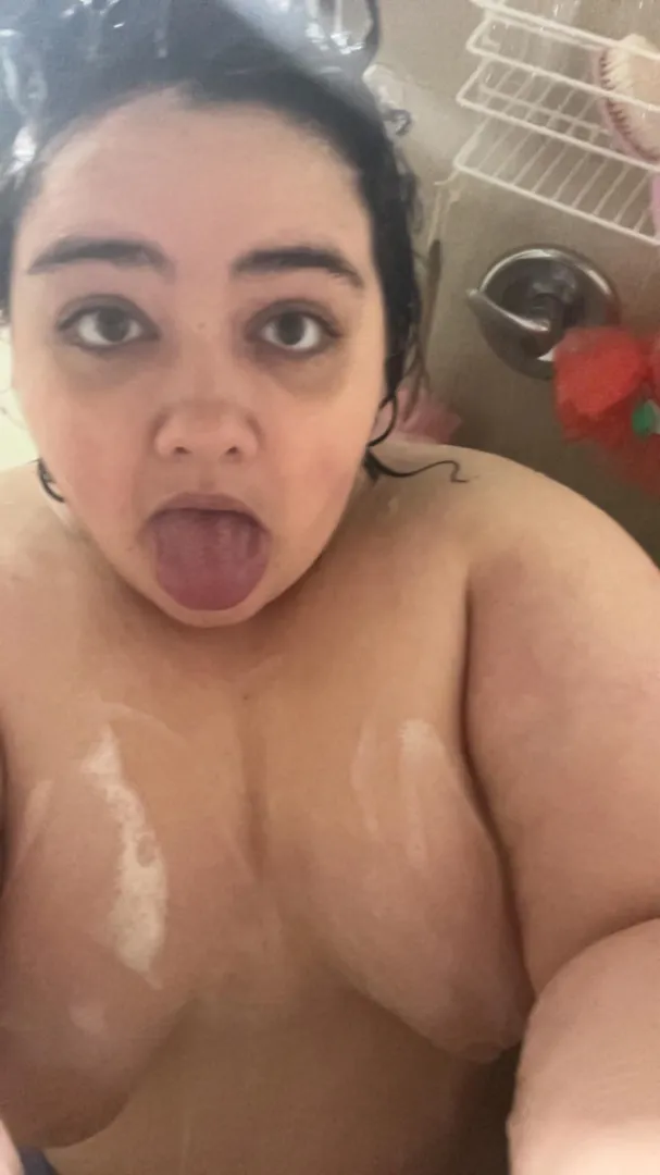 Shower playtime posted by dandelioncollective