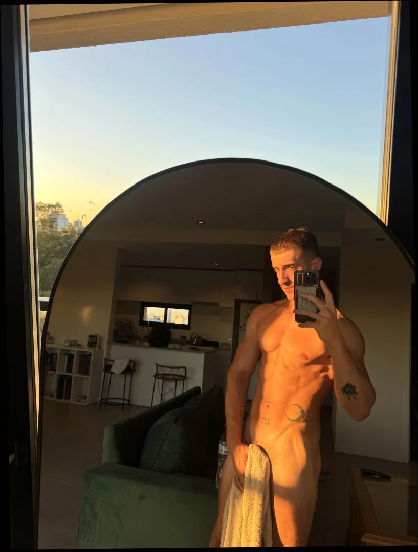 Shower time posted by TastyChrips