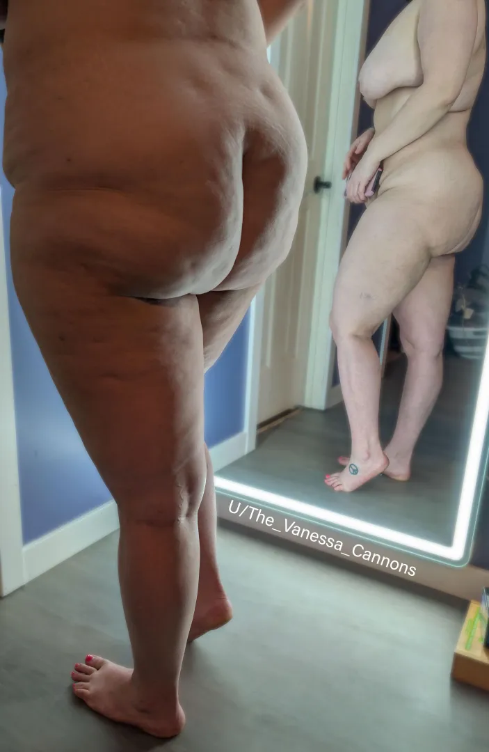 Showing it all for Hump Day, this booty is ready to make your week better posted by The_Vanessa_Cannons