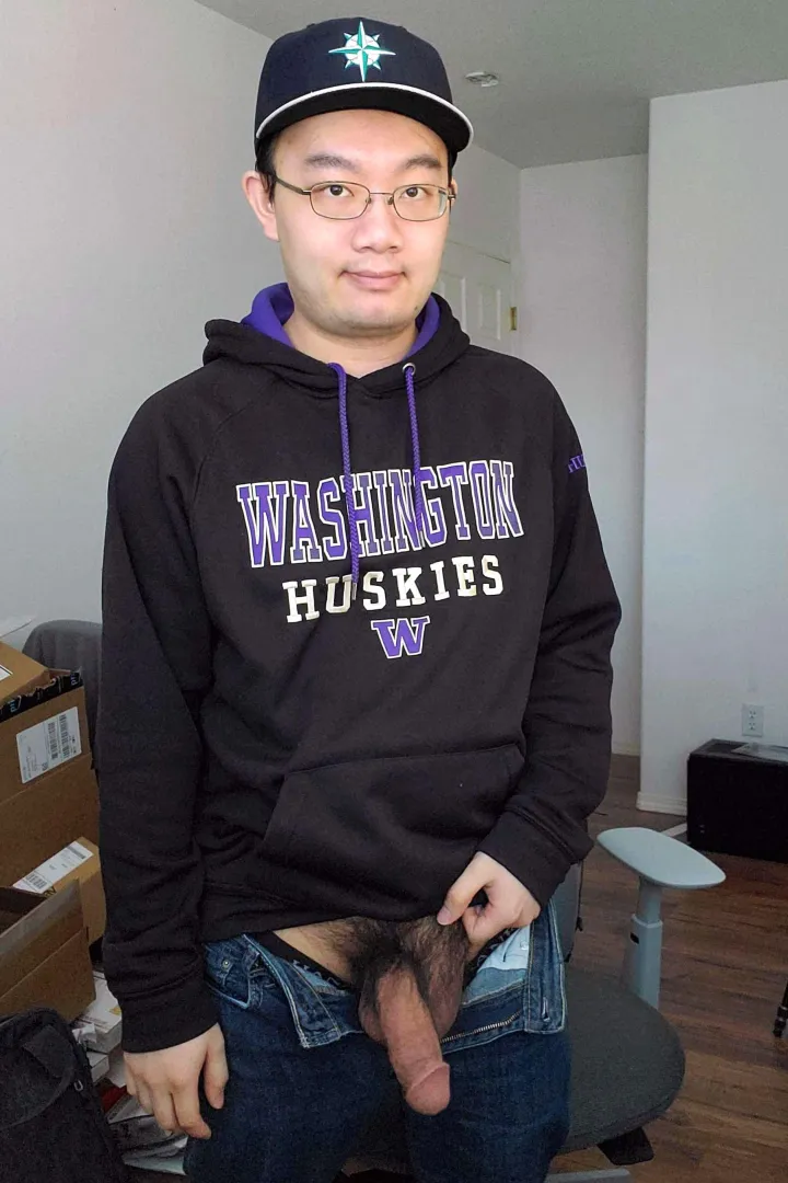 showing off, anyone want to goon out to this cock> posted by PuzzleMatch