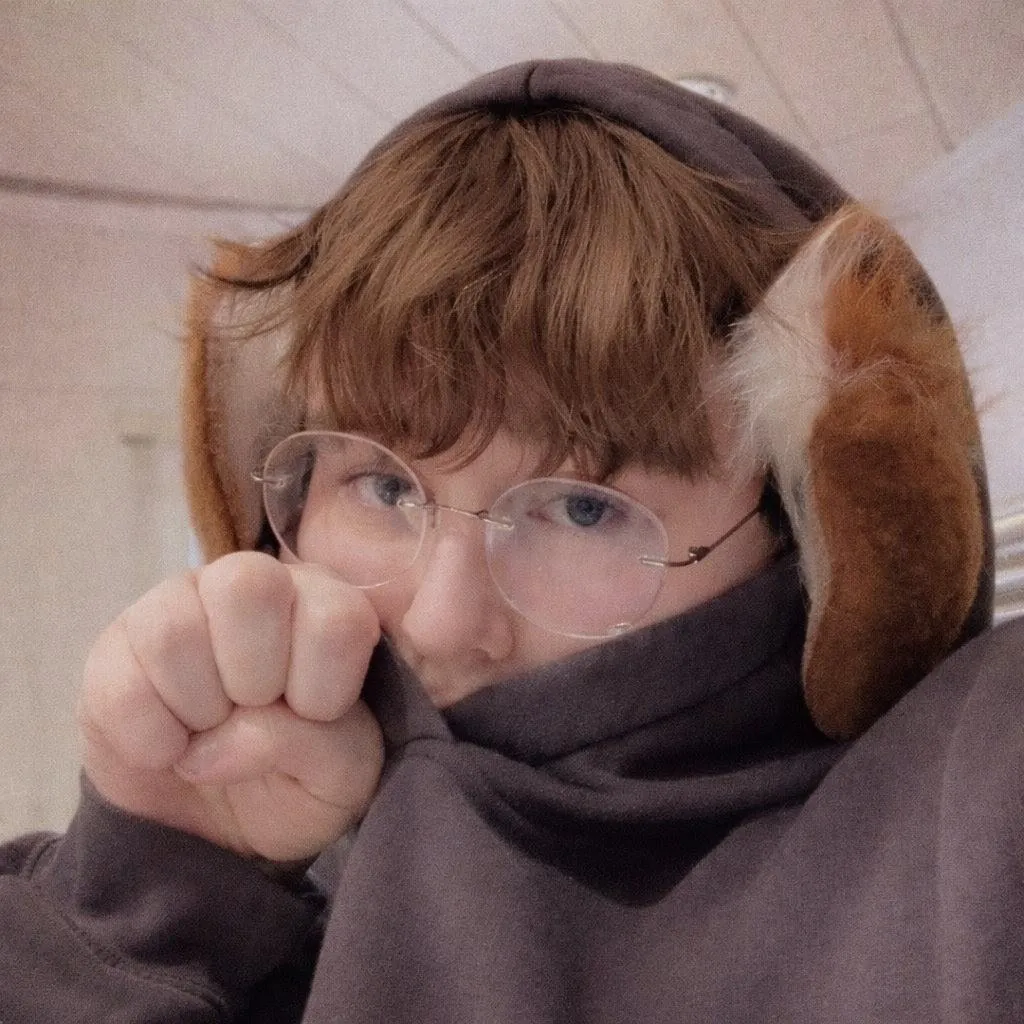 Shy puppy,, hewoo everypup! posted by CutePawss