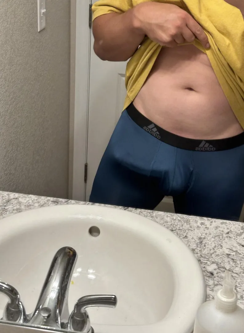 Side Bulge in Adidas posted by wildhippie722