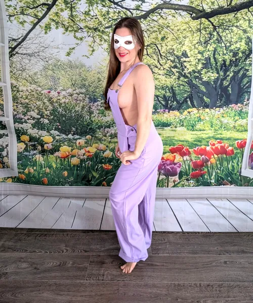 Side view by MaskedModel4U