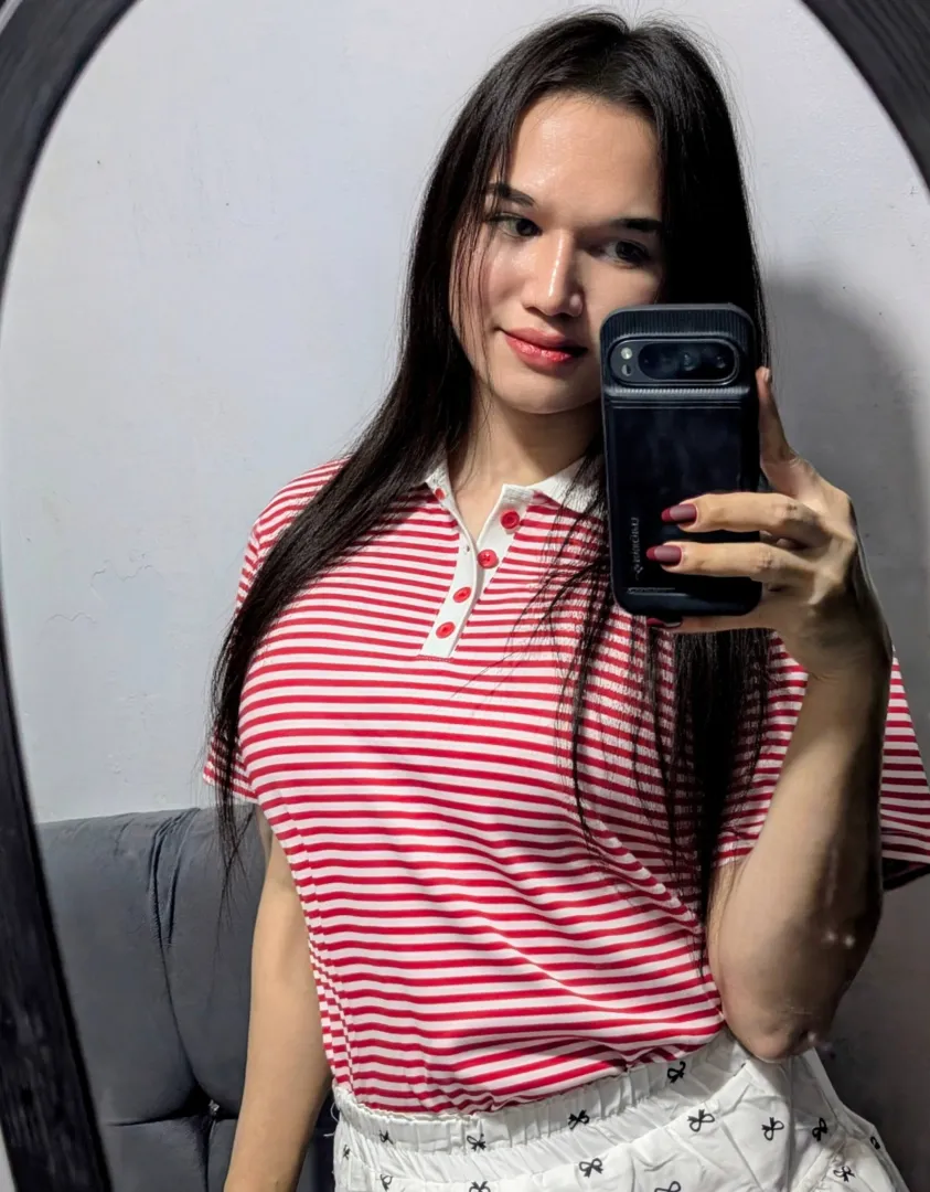 Simple girl hiding big surprise :) posted by sachi_cake94