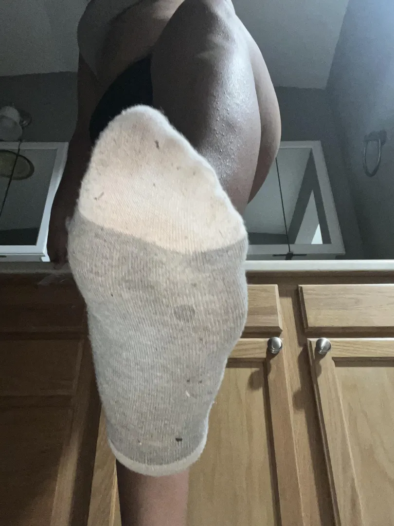 Simple grey socks with such heavy smell after only 1 day posted by Street_Discipline_