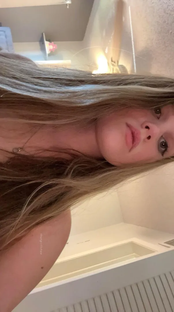 Simple selfie—worth posting? posted by OceanLyn