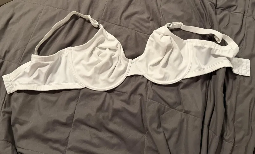 Simple white bra by clarks1494