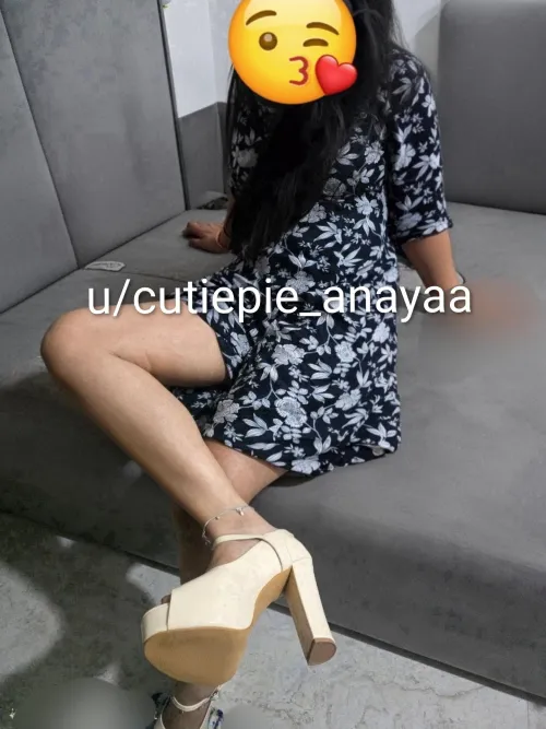 Since I have watched a porn where a girl was getting drilled hard by two men, I feel like getting drilled hard like that by cutiepie_anayaa