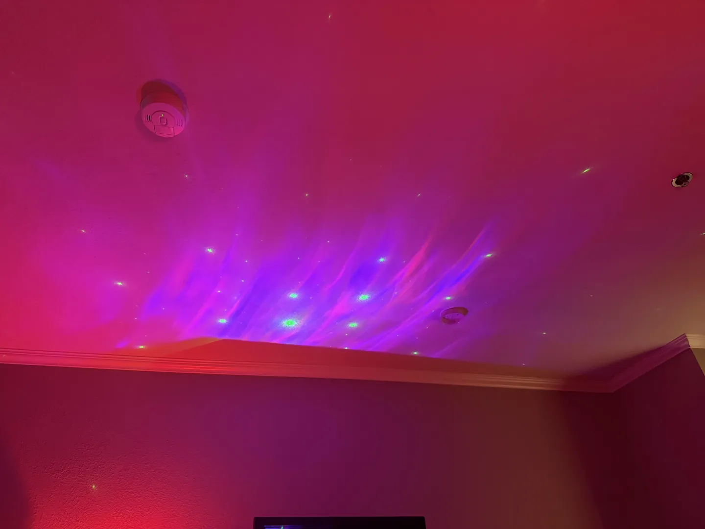 Since we’re posting room pics of beds, here’s the ceiling lights from a spontaneous Saturday morning visit. posted by real_bishop