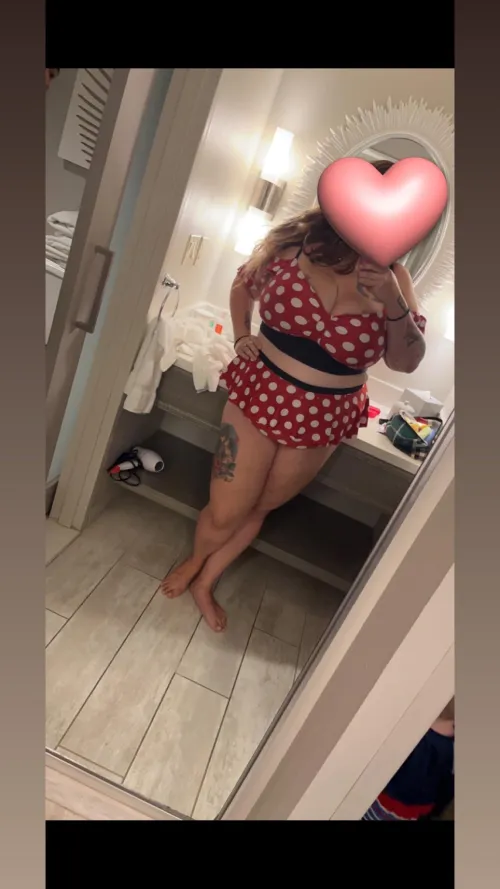 Since you enjoyed the back of the Minnie suit… by InternationalBar8930