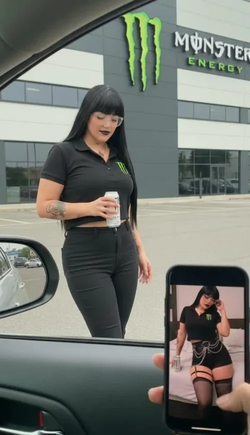 Since you love fucking thick girl then you can have me for yourself by DowntownSeductress