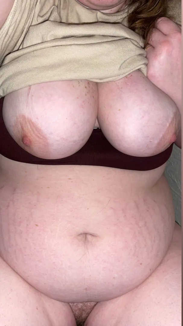 Single F 20 posted by sexyychubbyy