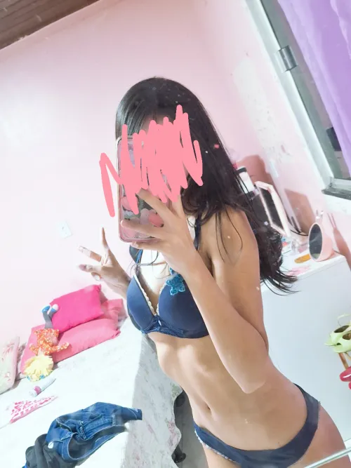 Skinny baby by H0N3YBUNNY_