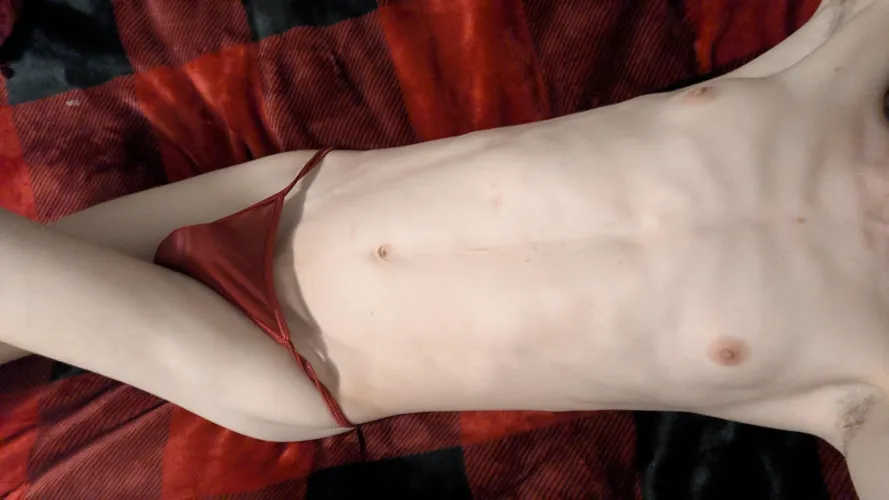 Skinny in Scarlet by PleaseLittleRed