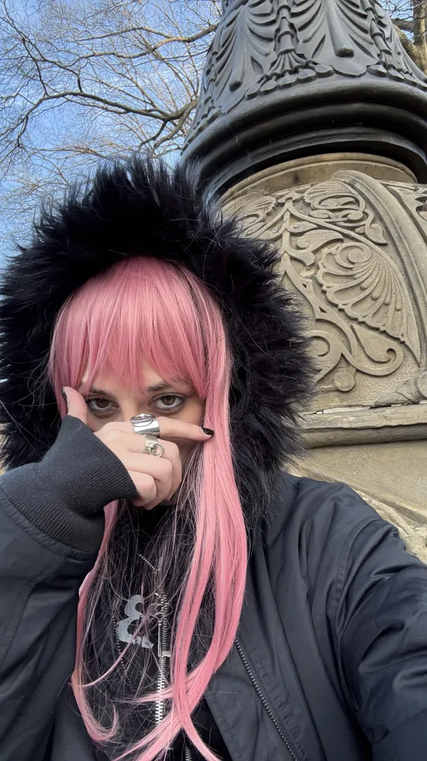 Slight buzz, cute fun mood if you can host.. Insta only: lunarumes,, posted by BoyTryHard