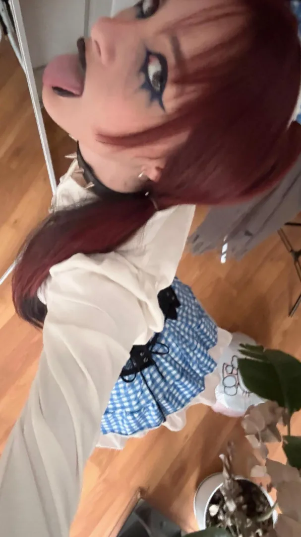 Slightly buzzed feeling brave. reply on lnsstrgm: lunarumes. posted by Killigator