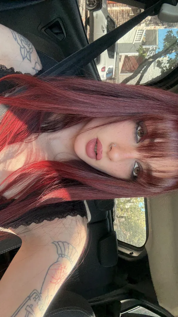 Slightly buzzed, fun playful vibe tonight if you can host.. Insta only: lunarumes,, posted by BoyTryHard