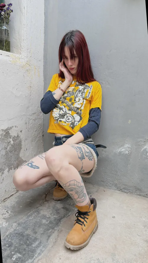 Slightly buzzed, only looking if you can host — dm me on Telgm: lunadollie by FakeyFaked