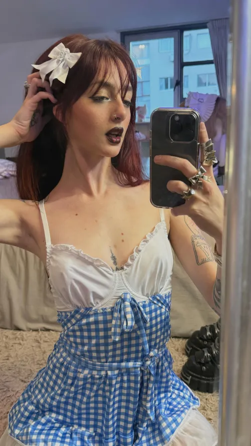 Slightly horny + can’t host rn - send on lnssta: .lunaoryna'. by NotChristoph