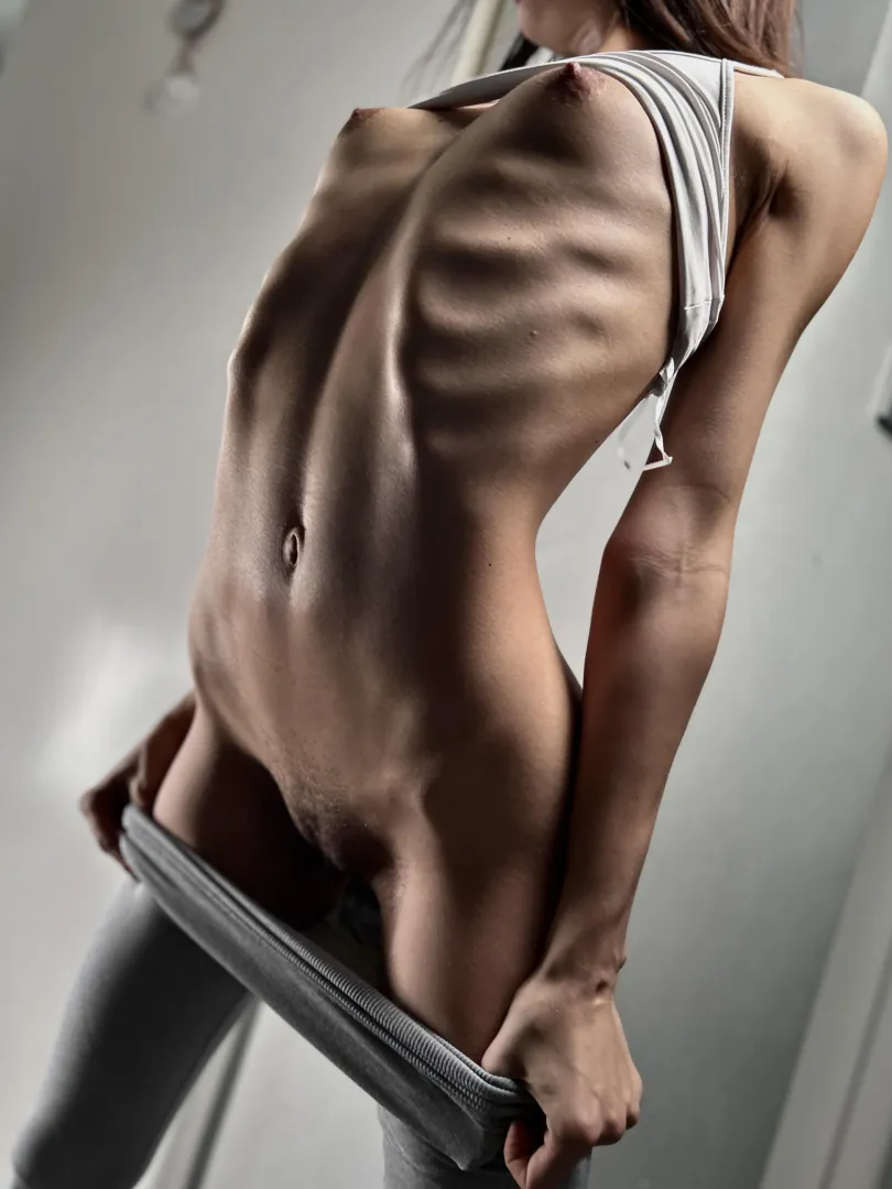 Slim and tight posted by la_skinny