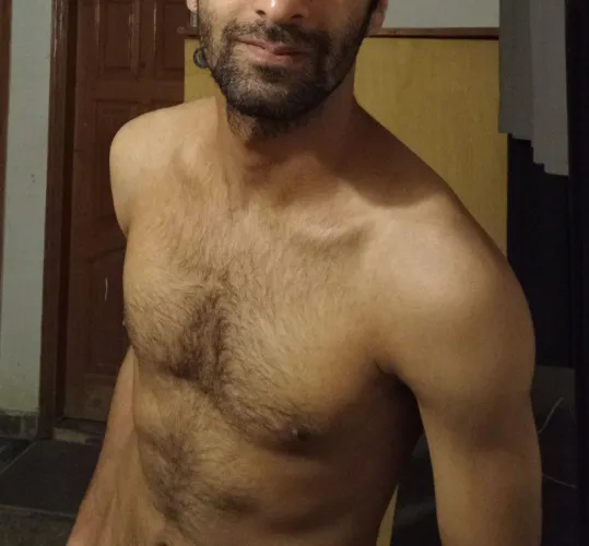 Slim fit 36 yo guy looking for a young, slim fit boy for LTR. Bottom/Side. by ComfortableLime2922