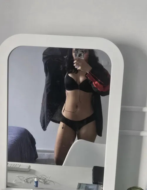 slim thick & asian by thesirenlunaa