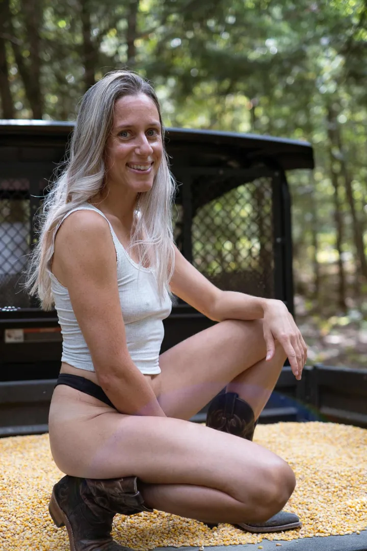 Slipped out of my pants, just me, my little white shirt, and the country vibes. posted by MeggieOnThe61Acres