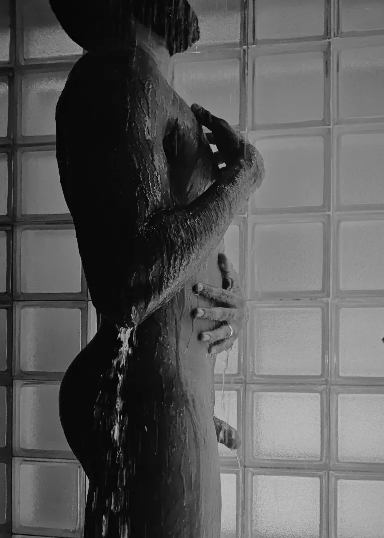 Slow moments posted by MildyWildWhirl