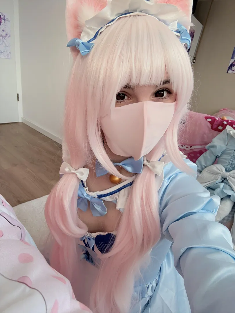 small cat girl wants it all ;w; posted by Quick_SilverElodie