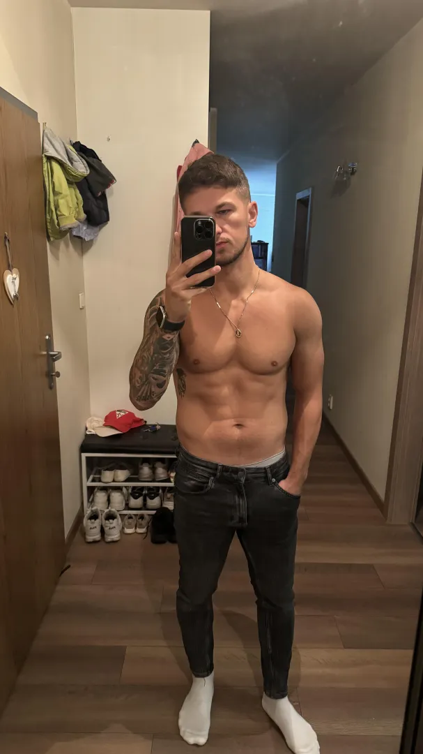 small nipples are good nipples posted by Daddy-Fit1989