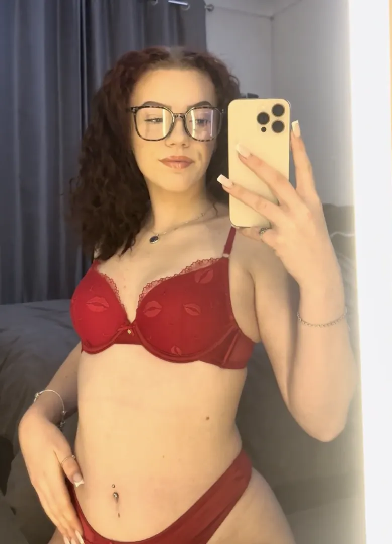 small ones look better in red x posted by Financial_Clerk5746