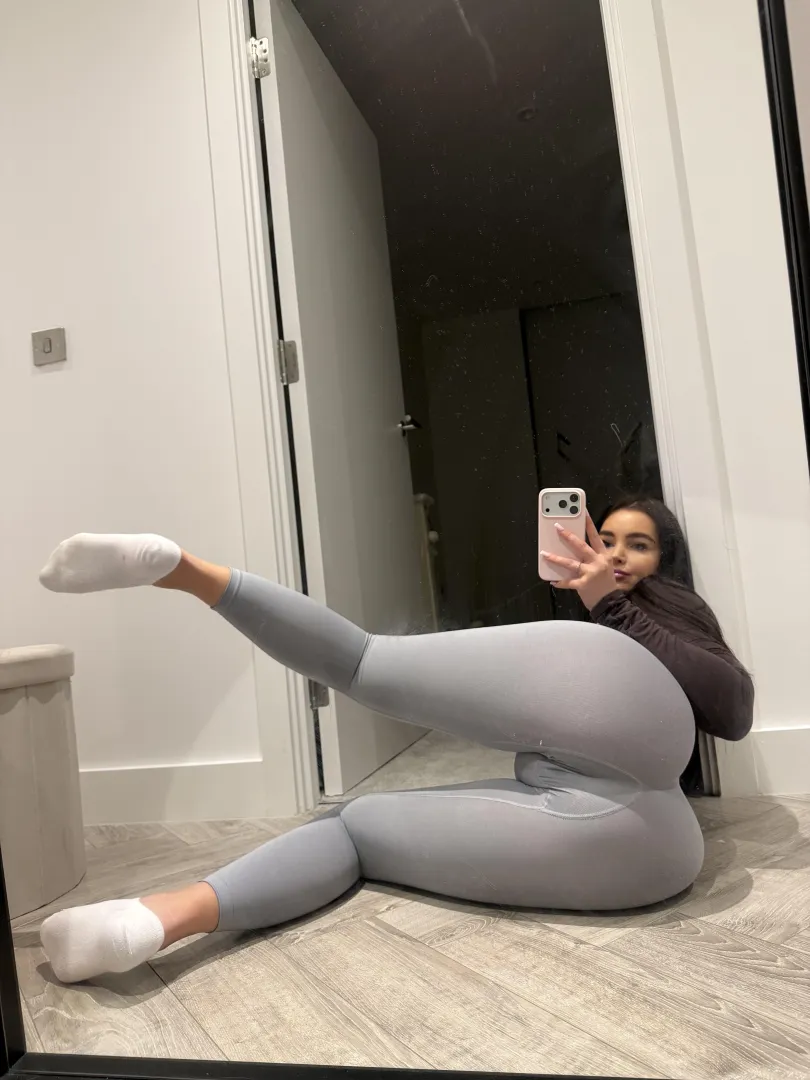 Smash or pass? posted by louise_woods