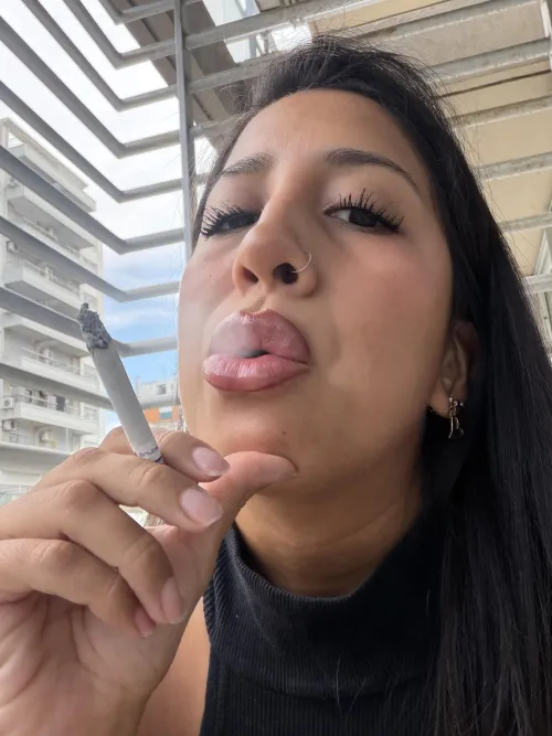 smoke with me by babygalsivip