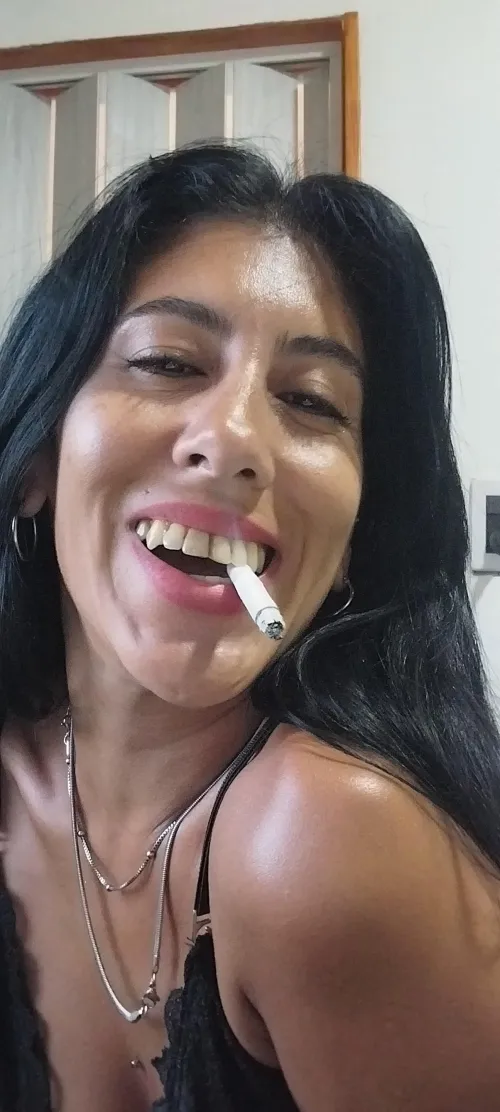 Smoking changes my mood, makes me happy, and relaxes me OC by lilit111