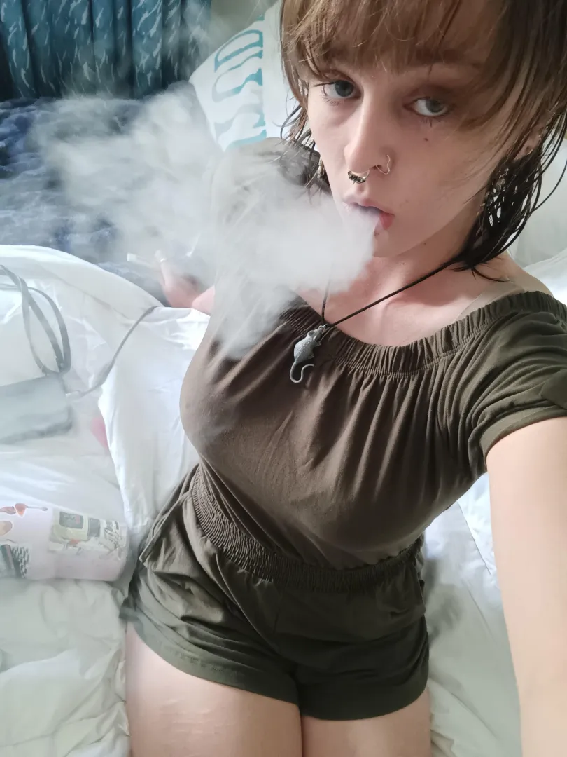 Smoking years away posted by saraonly420