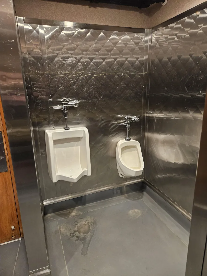 Smoky Mountain Brewery in Gatlinburg posted by LunarDragoon72