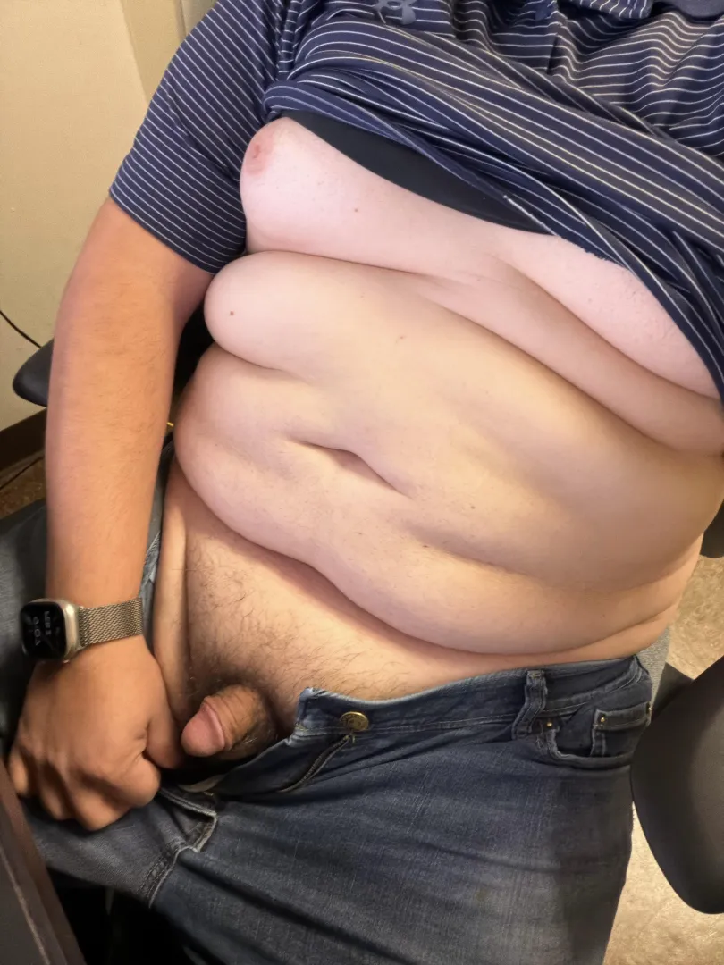 Sneaky at work, someone cum help. People walking by… posted by Maximum_Focus_5626